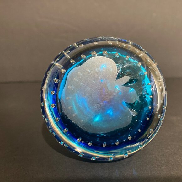 Vintage Blue Clear Pear Art Glass Paperweight Controlled Bubbles - Picture 6 of 7